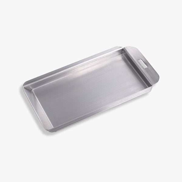 Rechteckige Grill-Plancha aus Edelstahl mit einem seitlichen Griff.