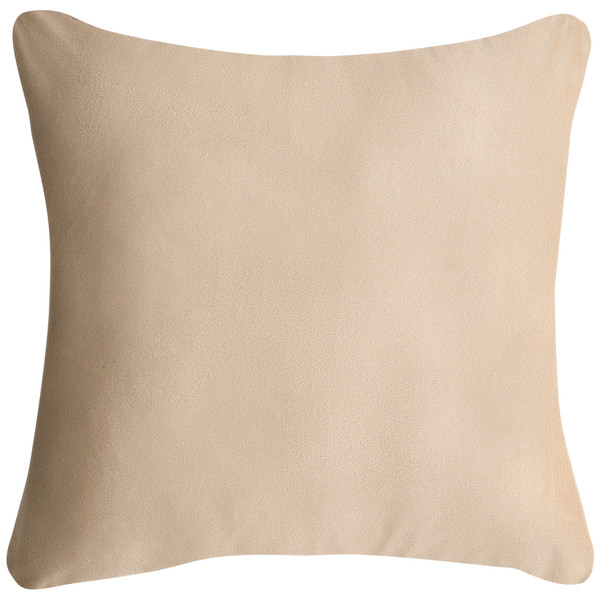 Quadratisches Dekokissen aus weichem Stoff in Beige.