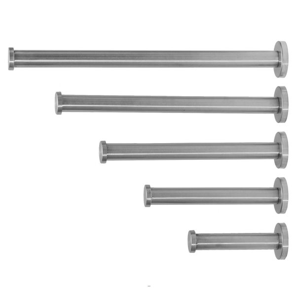 Fünf unterschiedlich lange Distanzstangen aus Edelstahl mit flachen kreisförmigen Enden.