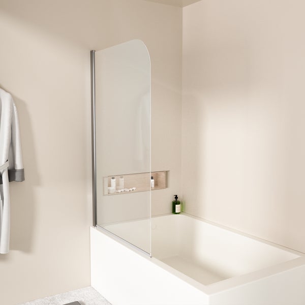 Einteiliger Badewannenaufsatz aus Glas mit abgerundeter Ecke oben und Wandprofil in einem hellen Badezimmer.