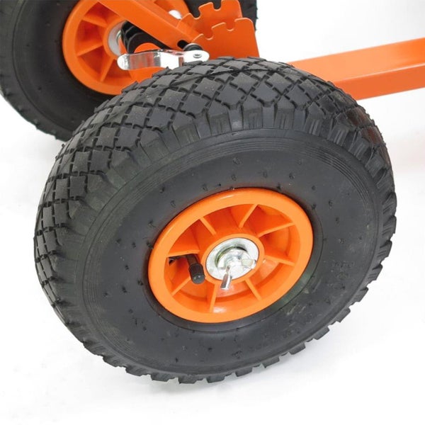 Detailansicht eines Transportrads mit Luftbereifung