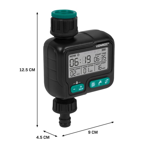 Digitaler Bewässerungscomputer von Vonroc mit Anzeige. Höhe 12,5 Zentimeter, Breite 9 Zentimeter, Tiefe 4,5 Zentimeter.