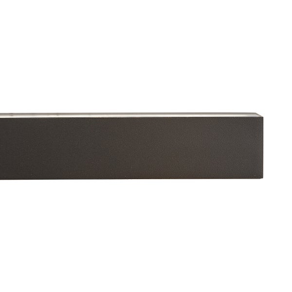 Moderne anthrazitfarbene LED-Wandleuchte aus Metall in rechteckiger, minimalistischer Form.