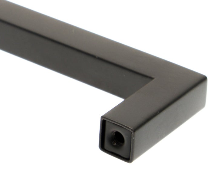 Schrankgriff aus Metall