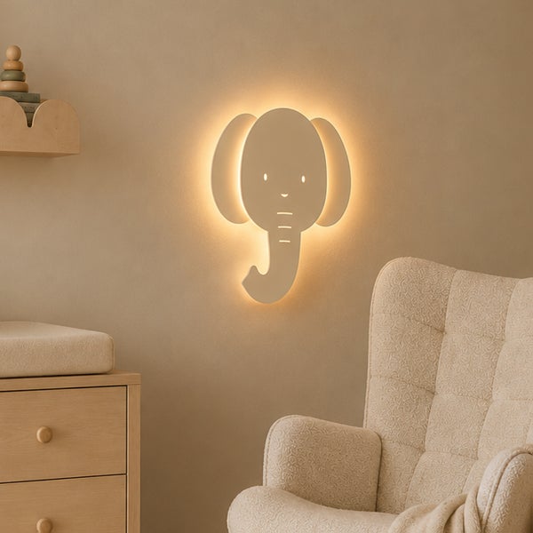 Wandleuchte in Elefantenform mit indirekter Beleuchtung für das Kinderzimmer.