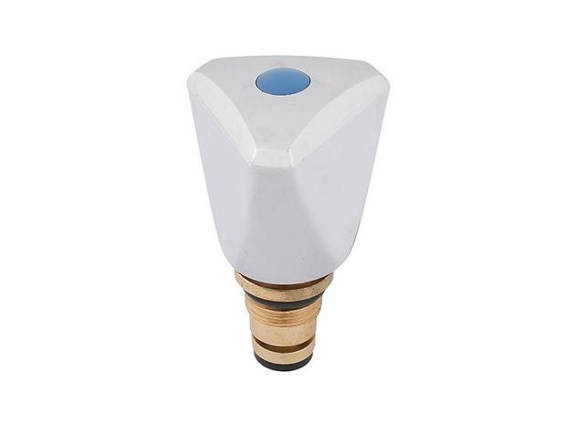 Dreikant-Armaturengriff aus verchromtem Metall mit blauem Markierungspunkt für Kaltwasser und Messing-Oberteil.