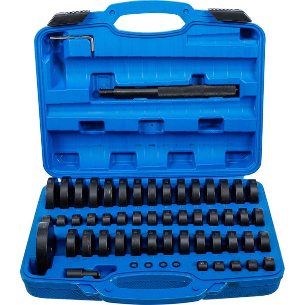 Lagersatz in blauem Kunststoffkoffer