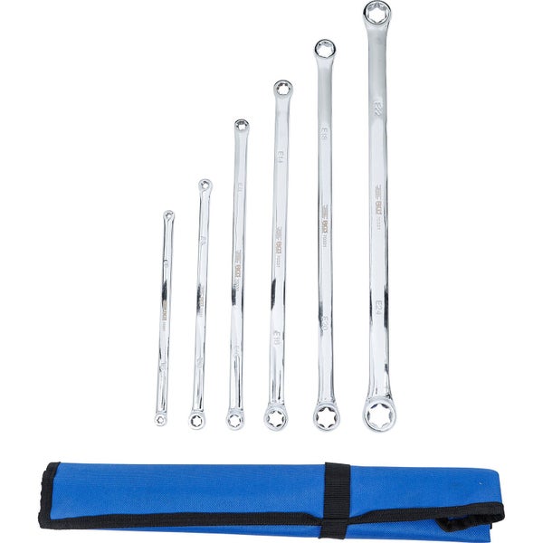 Satz Ringmaulschlüssel mit einer blauen Tasche