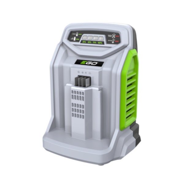 EGO Akku-Ladegerät mit LED-Anzeige für den Ladestatus.