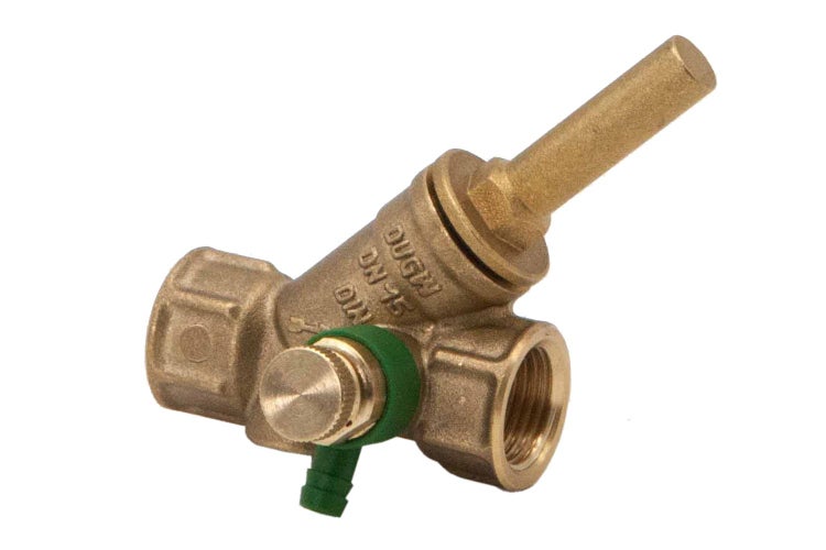 Freistromventil aus Messing mit Entleerung, Nennweite 15, DVGW-geprüft, für Trinkwasserinstallationen.