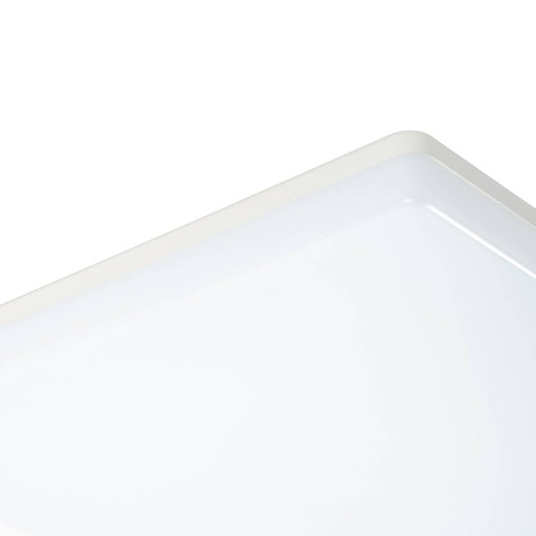 Rückseite eines quadratischen LED-Paneels von Prios mit Metallbügel für die Deckenmontage, Anschlussklemmen und technischen Spezifikationen.