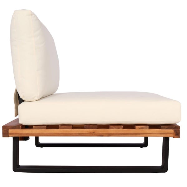 Loungesessel-Modul mit cremefarbenen Polstern, Holzbasis und schwarzem Metallgestell.