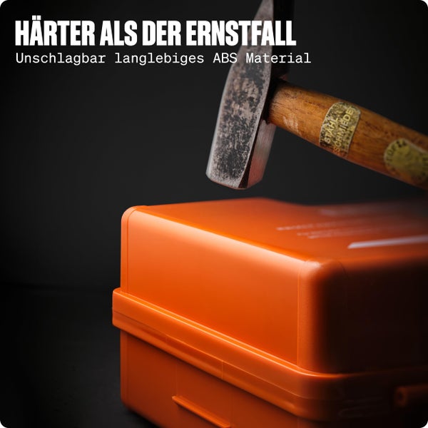 Erste Hilfe Kasten DIN 13169:2021 - Verbandskasten inkl. praktischer Wandhalterung, 5x Aufkleber, Gesichtsmasken, Feuchttücher & Plombe - Erste Hilfe Koffer für Betriebe, Einrichtungen & Zuhause