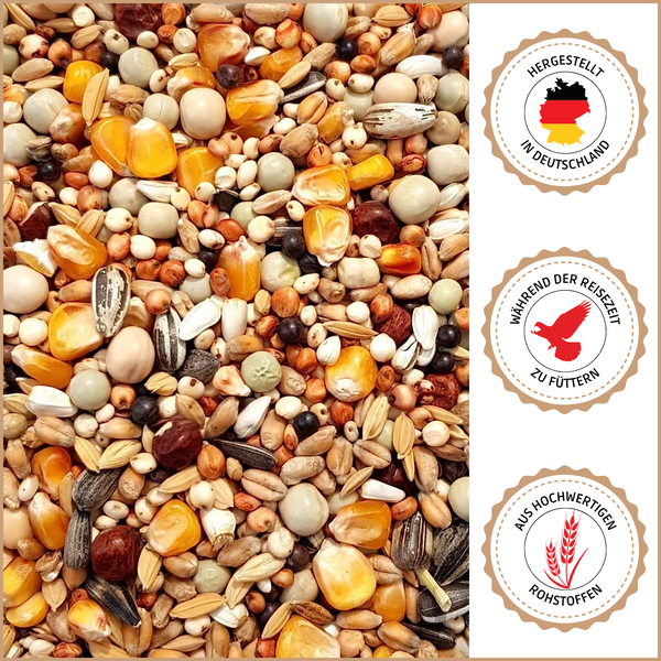 Futtermischung für Vögel mit Hinweis auf Herstellung in Deutschland, Fütterung während der Reisezeit und aus hochwertigen Rohstoffen.