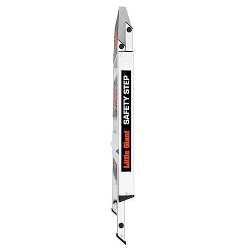 Zusammengeklappte Little Giant Safety Step Trittleiter aus Metall in Seitenansicht