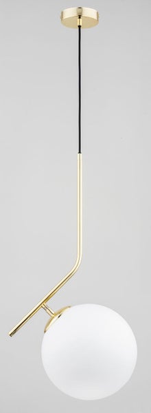 Moderne Pendelleuchte mit einer Glaskugel und einem geschwungenen Metallarm in Messing Optik