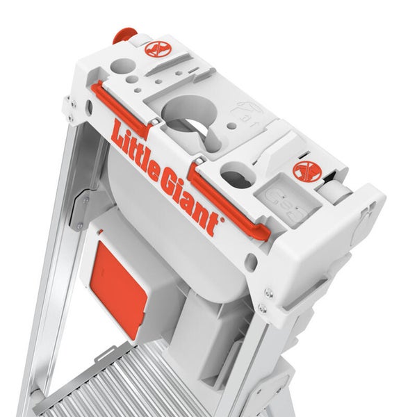 Little Giant Multifunktions-Ablageschale für Leitern mit integrierten Werkzeughaltern, Little Giant Logo und Warnsymbolen gegen das Betreten.