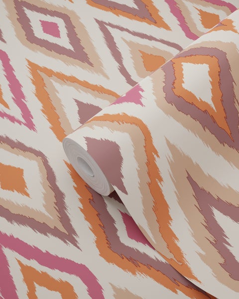 Tapetenrolle mit abstraktem Zickzackmuster