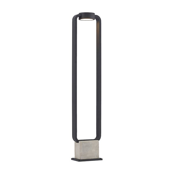 Schwarze Wegeleuchte mit rechteckigem Metallrahmen und Sockel in Betonoptik.