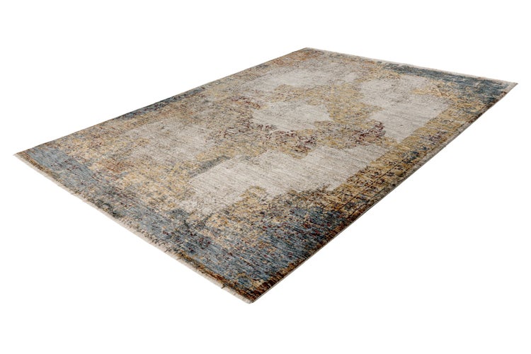Rechteckiger Teppich im Vintage Stil mit gemustertem Design in perspektivischer Ansicht