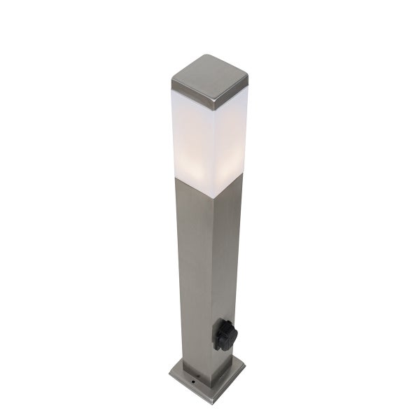 Moderne Wegeleuchte aus Edelstahl mit weißem Kunststoff-Diffusor und integrierter Steckdose.