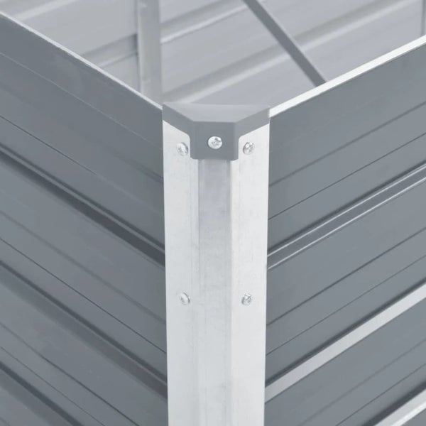 Detailansicht einer Eckverbindung eines Hochbeets aus Metall mit Eckschutz und Verschraubung.