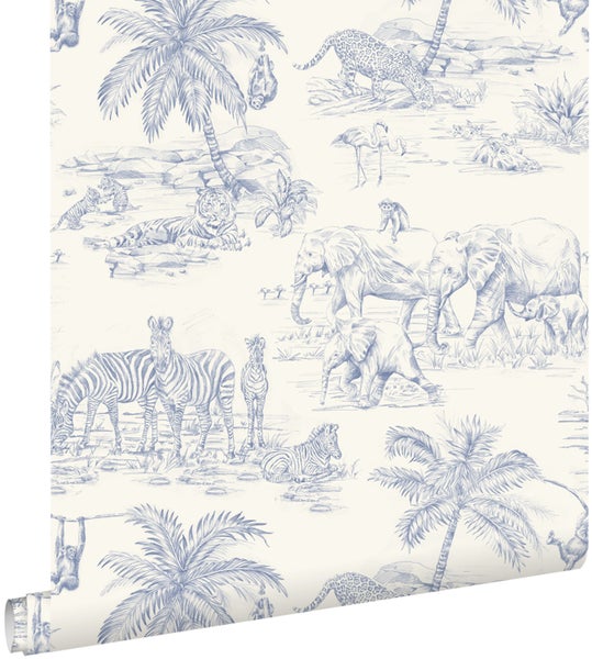 Vliestapete mit hellem Safari-Motiv im skizzierten Stil mit Elefanten, Zebras, Leoparden und Palmen.