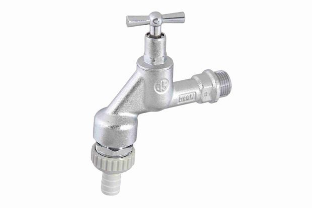 Auslaufventil aus Metall mit Knebelgriff und Schlauchverschraubung für den Außenbereich.