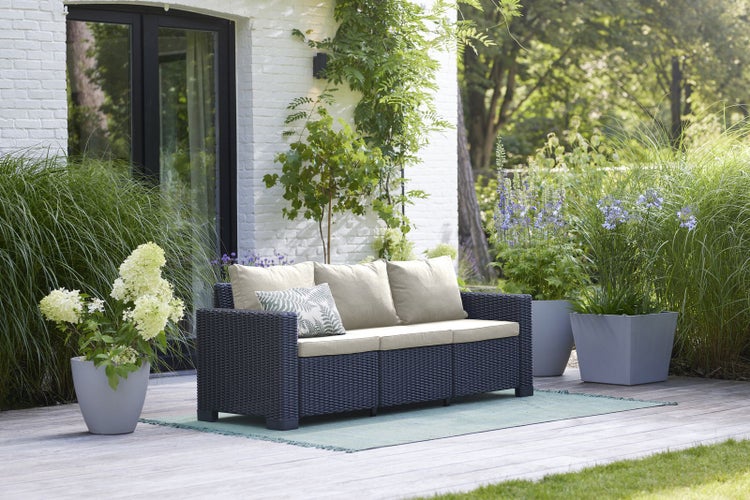 Allibert California 3-Sitzer Anthrazit mit Kissen Sand-Rattanoptik Wetterfest Gartenmöbel Gartensofa