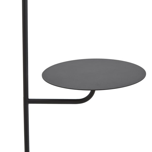 Schwarze, runde Metallablage an einem vertikalen Gestell.