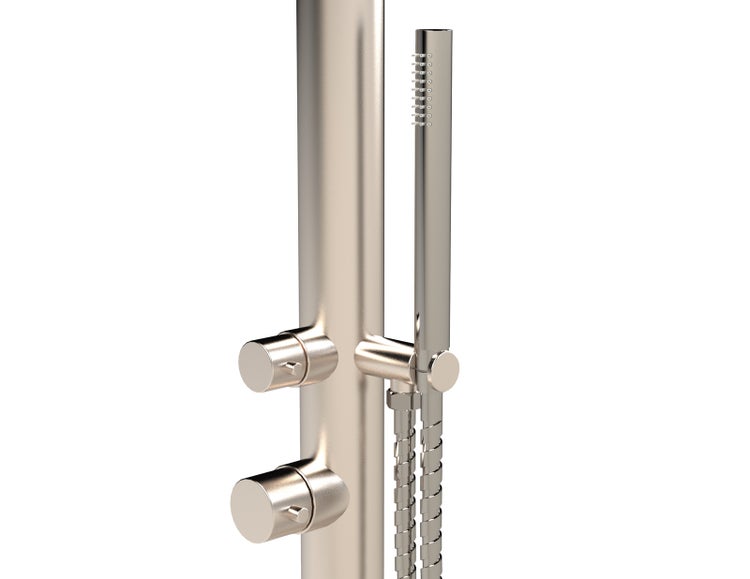 Duschsäule mit zwei runden Bedienknöpfen und einer schlanken Stabhandbrause aus gebürstetem Metall.