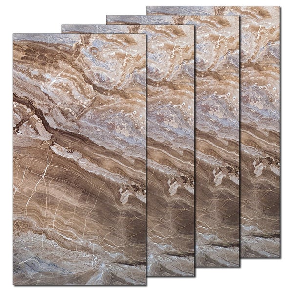 Vier Fliesen mit Marmoroptik