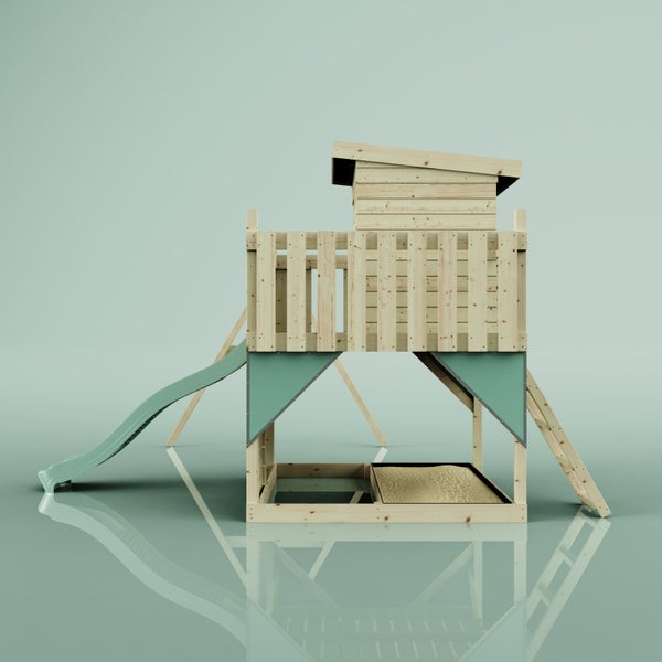 Spielturm aus Holz mit Doppelschaukel, Rutsche und Kletterwand.