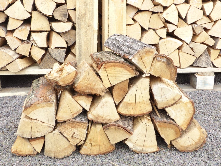 30 Kg  Feuerholz Kaminholz Brennholz Eiche trocken Premiumqualität