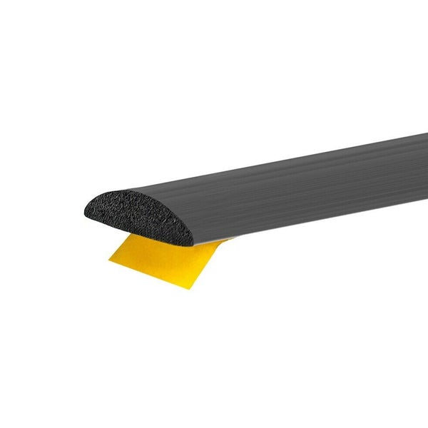 Selbstklebendes Dichtungsprofil aus Schaumstoff zur Abdichtung von Türen und Fenstern