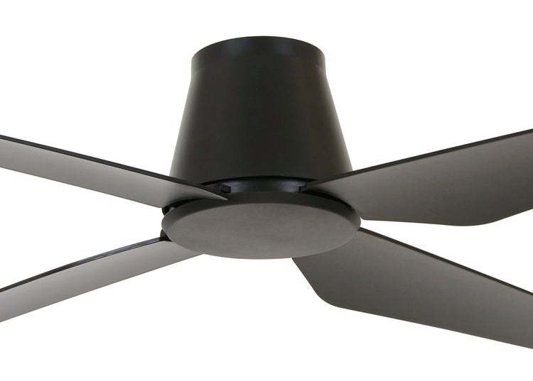 Deckenventilator mit vier Rotorblättern für eine effiziente Luftzirkulation im Innenbereich