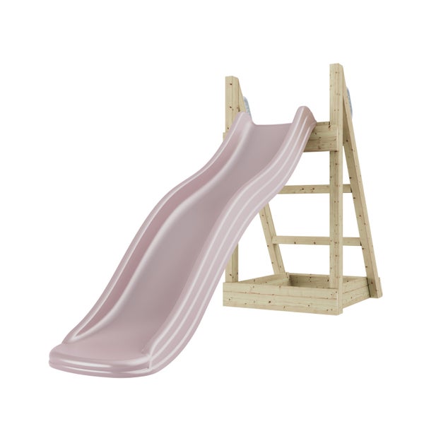 Kinderrutsche mit Holzgerüst, rosa Wellenrutsche aus Kunststoff, Kletterleiter und integriertem Sandkasten.