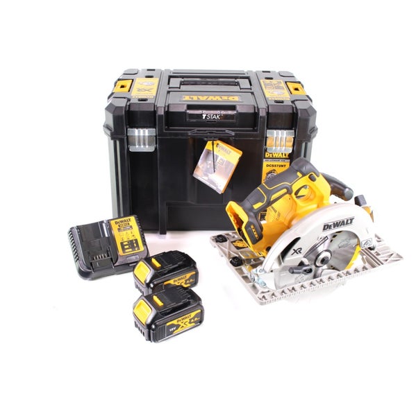DeWalt Akku-Handkreissäge mit zwei Akkus, Ladegerät und TSTAK-Werkzeugkoffer.