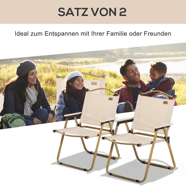Zwei Campingstühle mit Armlehnen und Holzrahmen für entspannte Stunden im Freien