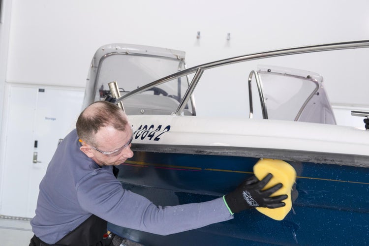 Mirka Polarshine Marine Oberflächenschutz-Set / Polarshine Final Finish Reinigungsmittel 500 ml, Polarshine Marine Shield Keramikbeschichtung 250 ml, Schwamm, Mikrofasertücher & Schutzhandschuhe