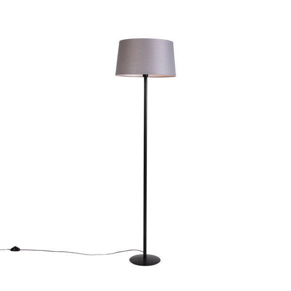 Stehleuchte mit Lampenschirm