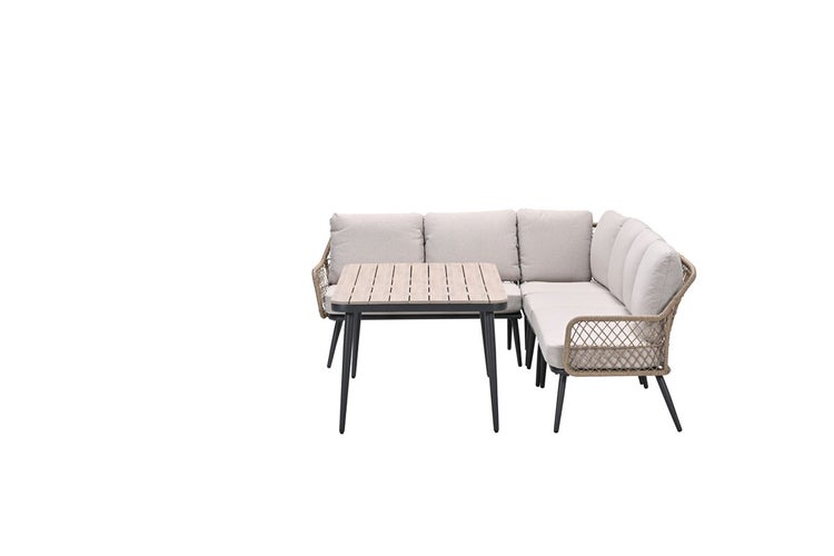 Garten-Lounge-Set bestehend aus einem Ecksofa mit Polstern und einem rechteckigen Tisch mit Tischplatte in Holzoptik.