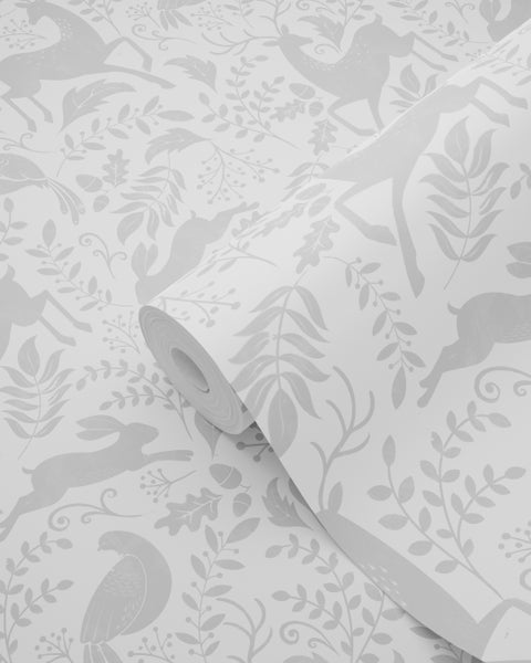 Tapetenrolle mit Tiermotiven und Pflanzenmustern