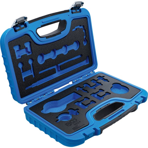 Blauer Kunststoff-Werkzeugkoffer mit Schaumstoffeinlage und BGS Logo.