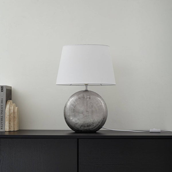 Lindby Tischlampe, Tischleuchte Stoffschirm weiß Nachttischlampe Stoffschirmlampe 1x E27 max. 60W ohne Leuchtmittel Schlafzimmerlampe