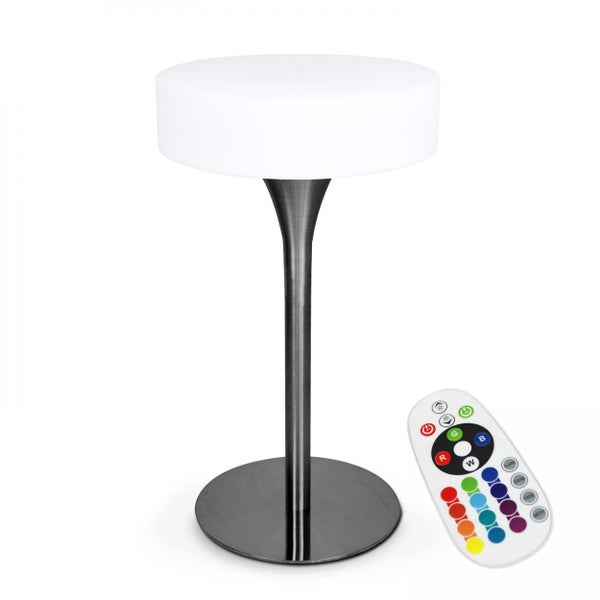 Moderne LED-Tischleuchte mit weißem, scheibenförmigem Schirm, Metallständer und Fernbedienung zur Auswahl der RGB-Farben.