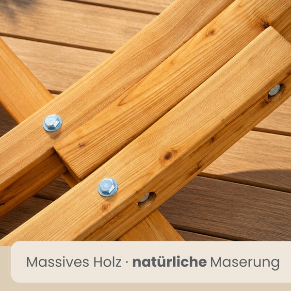 Nahaufnahme von massivem Holz mit natürlicher Maserung und sichtbarer Verschraubung.