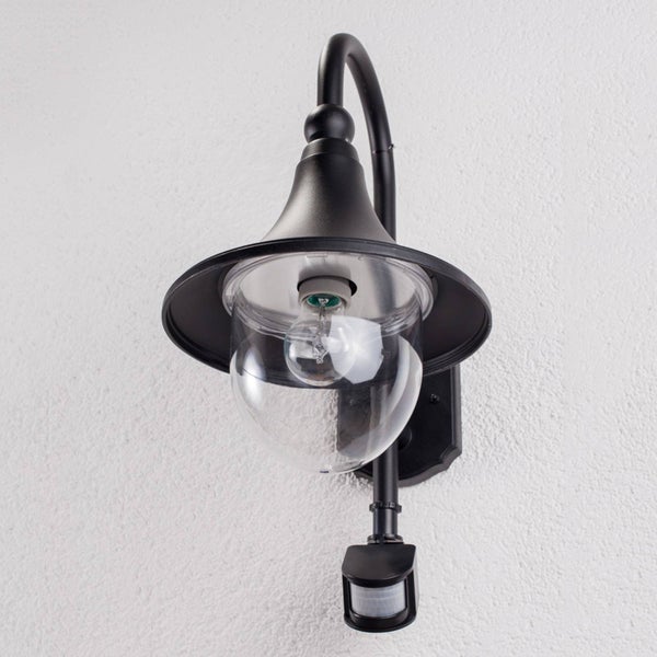 Lindby Wandleuchte außen Daphne mit Bewegungsmelder (spritzwassergeschützt (Modern) in Schwarz aus Aluminium (1 flammig, E27) - Wandlampe für Außenwand/Hauswand Haus Terrasse und Balkon