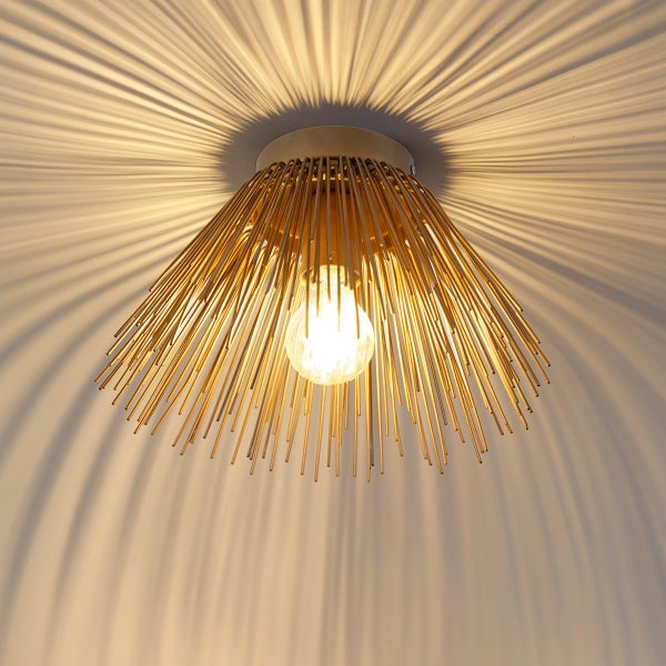 Deckenleuchte mit Lampenschirm aus Metallstäben