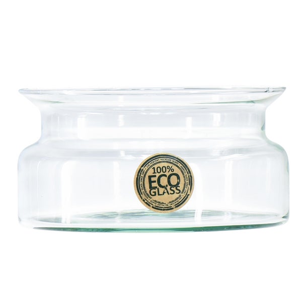 Transparente Schale aus 100 Prozent Recyclingglas mit breitem Rand.
